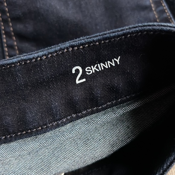 A.N.A. Skinny Jeans 2 Dark Wash NWOT - Picture 5 of 7